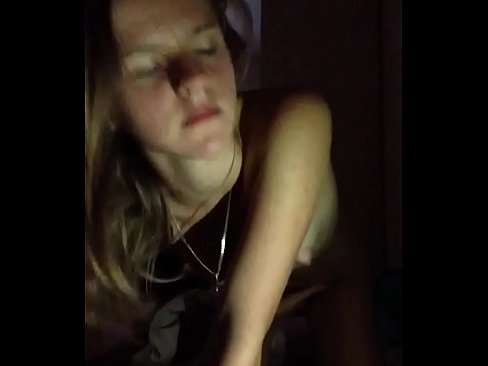 ❤️ En tjej onanerar och kommer ️ Super sex at us ❤